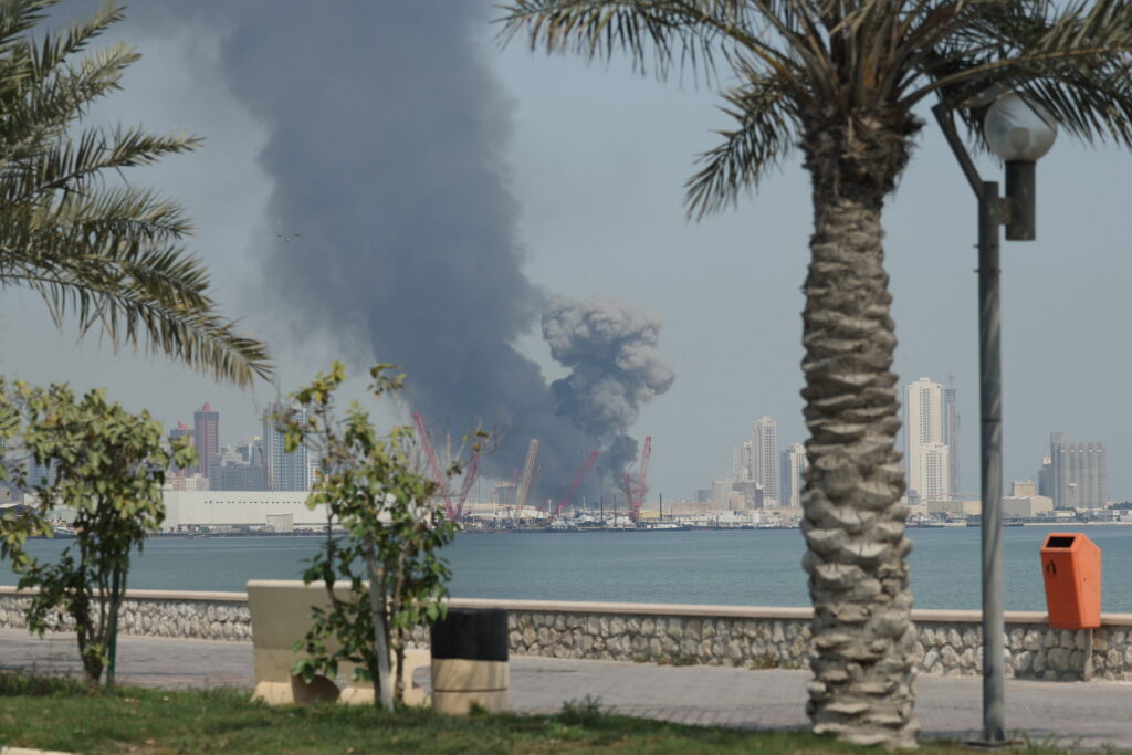 U.S. and Iran Trade Strikes as Peace Hopes Fade