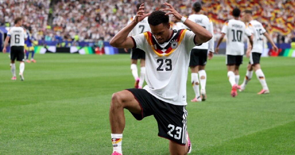 Mainstream Media Deceptively Twists the Truth About World Cup Star’s Jesus-Honoring Celebration